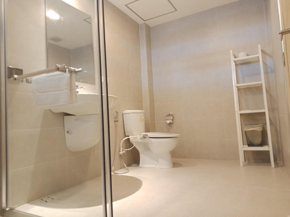 Ban Dao Ruang  The White Garden Premier Saraburi酒店 外观 照片