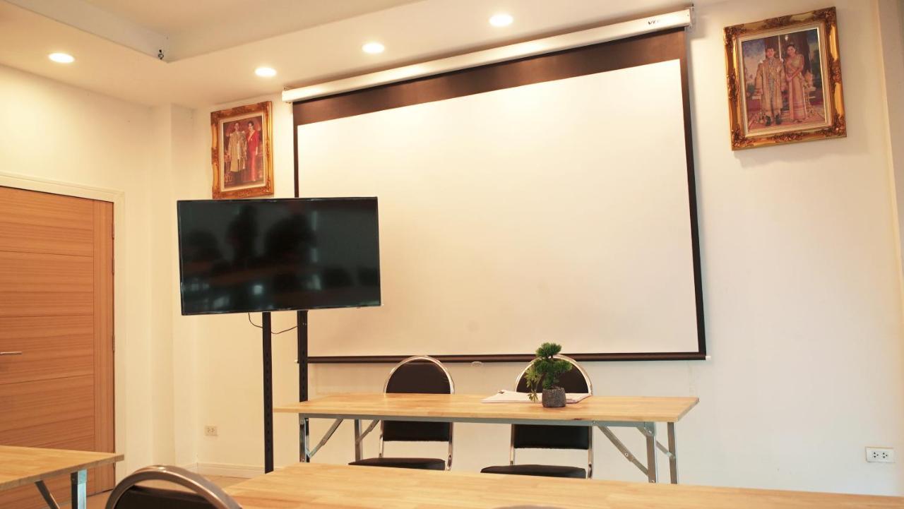 Ban Dao Ruang  The White Garden Premier Saraburi酒店 外观 照片