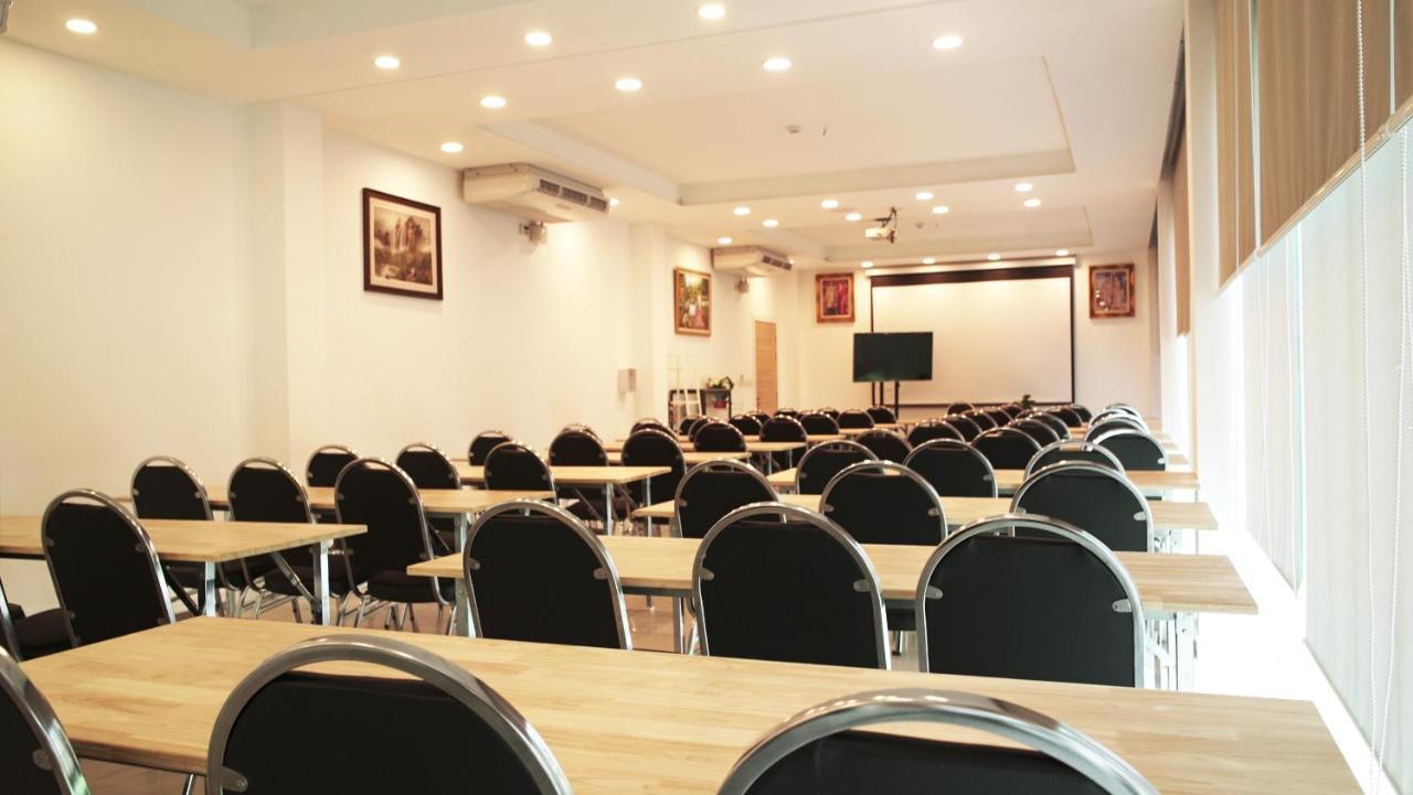 Ban Dao Ruang  The White Garden Premier Saraburi酒店 外观 照片
