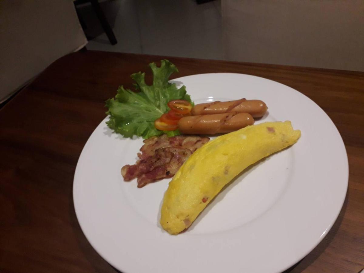 Ban Dao Ruang  The White Garden Premier Saraburi酒店 外观 照片